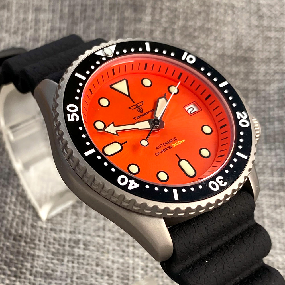 Tandorio 41 mm titanium NH35 h - Rubber Strap Diver recensie en prijs