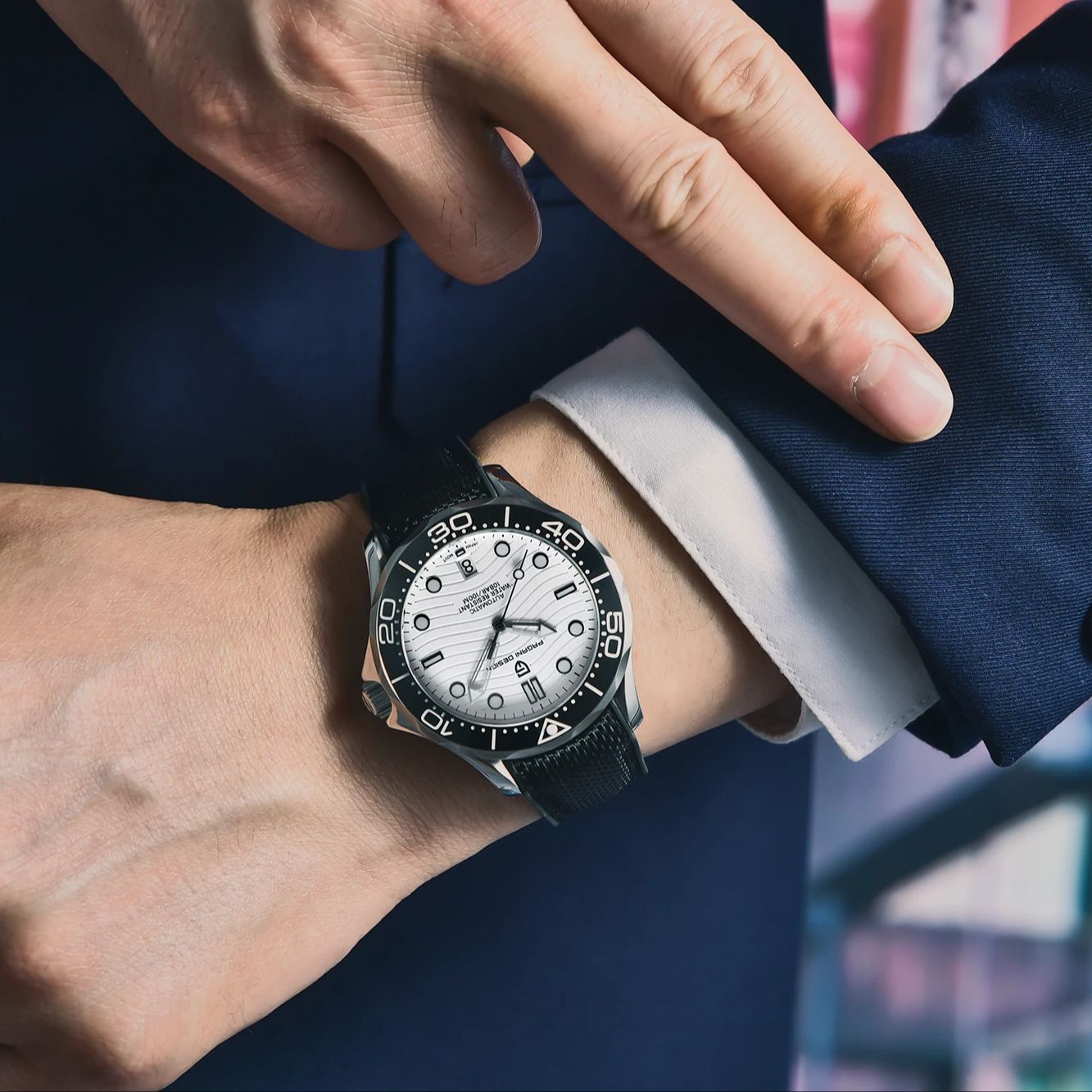 PAGANI DESIGN Modern Fashion H - Rubber Strap Diver recensie en prijs