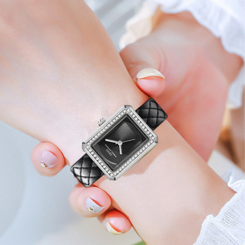 Mode lederen vrouw horloge rec - Cartier Watch Tank recensie en prijs