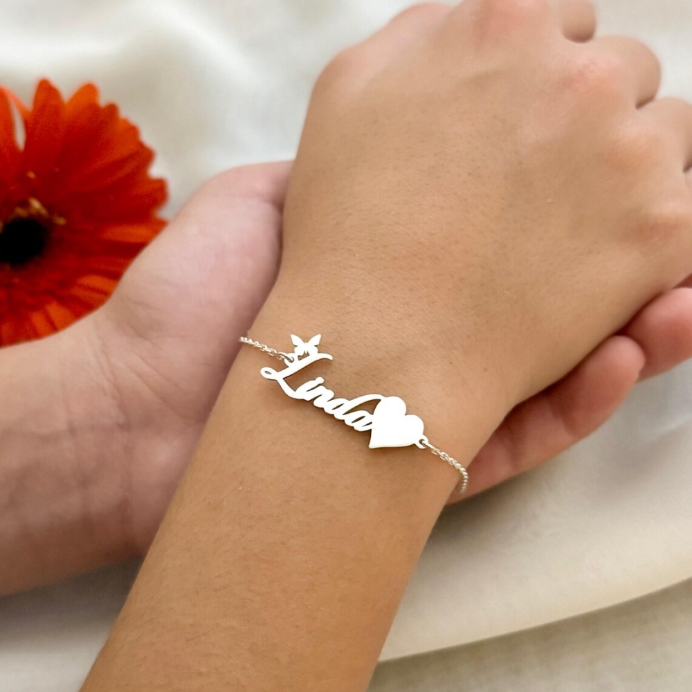 Aangepaste vlindernaamarmbande - Butterfly Clasp Deployant recensie en prijs